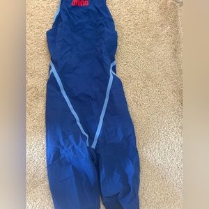 Arena Blue Carbon Core FX Techsuit Size 24 Only Worn Once